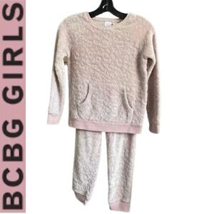 Girls Cheetah Jog Suit BCBGirl